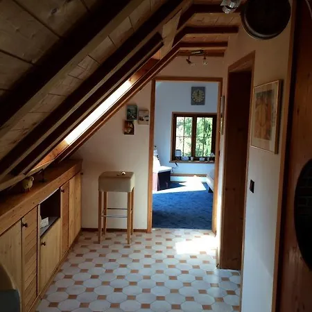 Land Und Forsthaus In Der Hohen Eich *