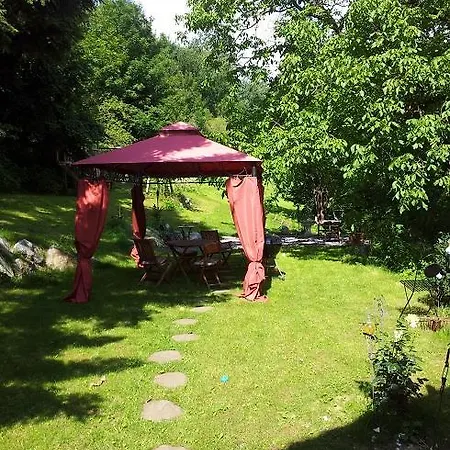 Land Und Forsthaus In Der Hohen Eich