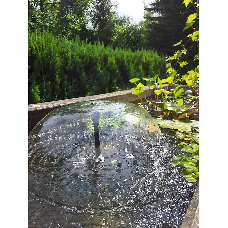 Land Und Forsthaus In Der Hohen Eich *